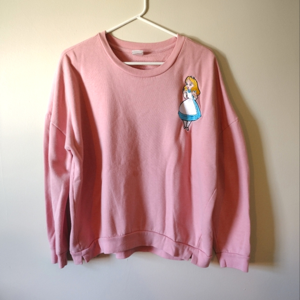 Alice lost in Wonderland crew neck pullover